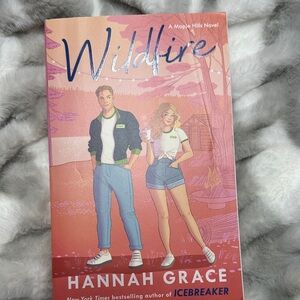 Wildfire by Hannah Grace Book